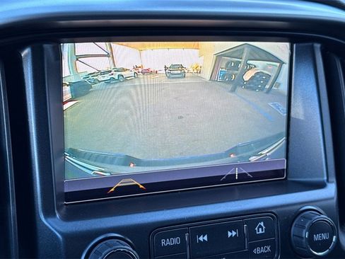 Used 2018 Chevrolet Colorado LT image 23