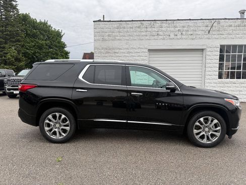 Used 2020 Chevrolet Traverse Premier AWD/4WD image 4