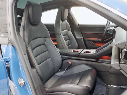 Used 2021 Porsche Taycan 4S image 29