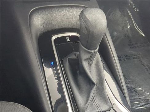 Certified 2025 Toyota Corolla LE image 12