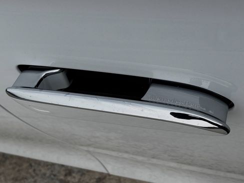 Used 2025 Mercedes-Benz Maybach S 680 4MATIC image 12