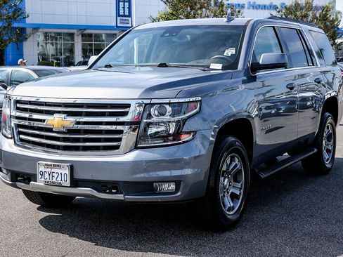 Used 2018 Chevrolet Tahoe LT image 3