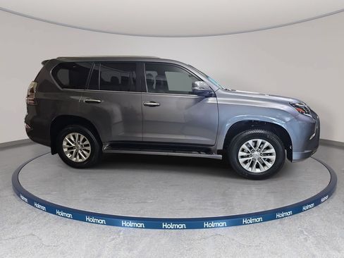 Used 2021 Lexus GX 460 Premium w/ Premium Package AWD/4WD image 4