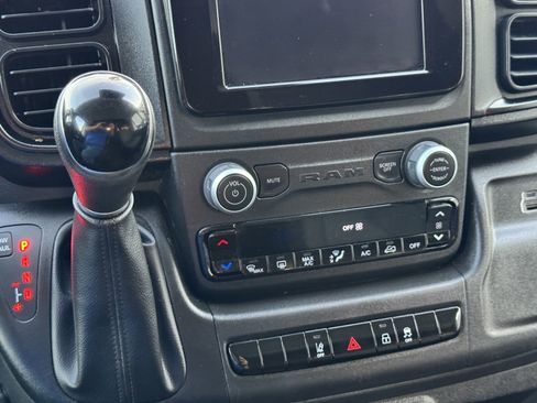 Used 2023 RAM ProMaster 3500 w/ Driver Convenience Group image 19