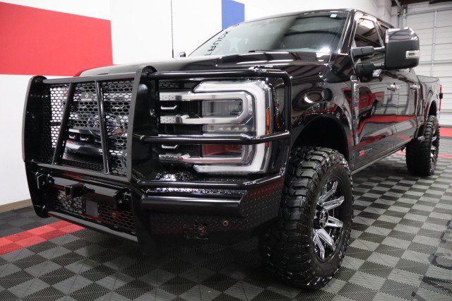 Used 2024 Ford F250 Platinum AWD/4WD image 3