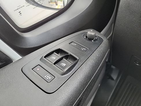 Used 2025 RAM ProMaster 2500 w/ Convenience Group FWD image 26