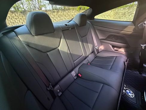 Used 2021 BMW 430i xDrive Coupe w/ M Sport Package image 22