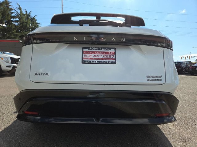 Used 2024 Nissan Ariya AWD image 23