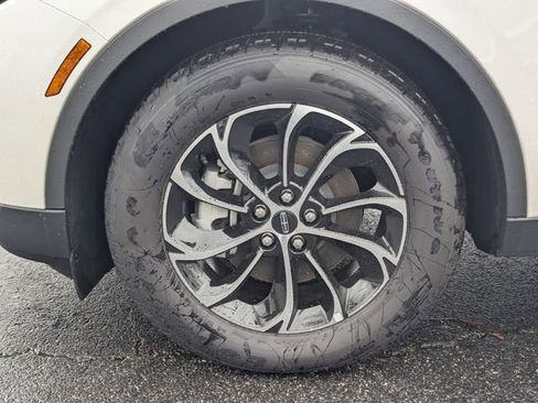 New 2026 Lincoln Nautilus Premier w/ Equipment Group 102A image 9