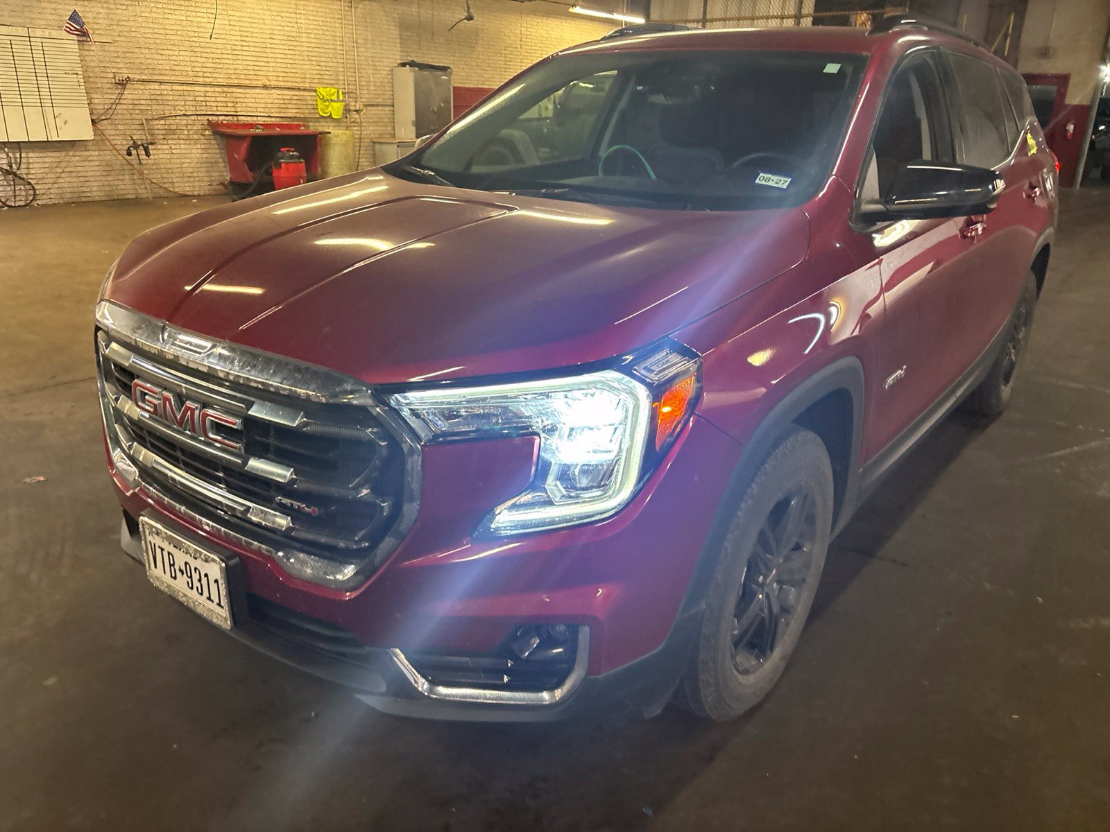 Used 2024 GMC Terrain AT4 w/ Infotainment Package II AWD/4WD image 3