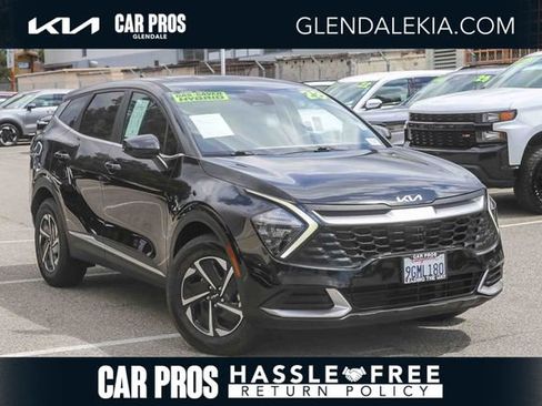 Used 2023 Kia Sportage LX AWD/4WD image 1