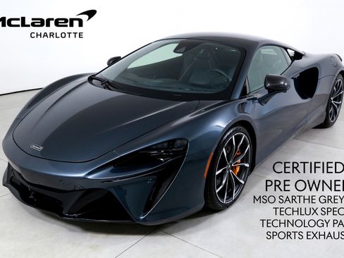 Used 2023 McLaren Artura RWD image 1