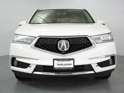 Used 2017 Acura MDX SH-AWD w/ Advance Package image 2