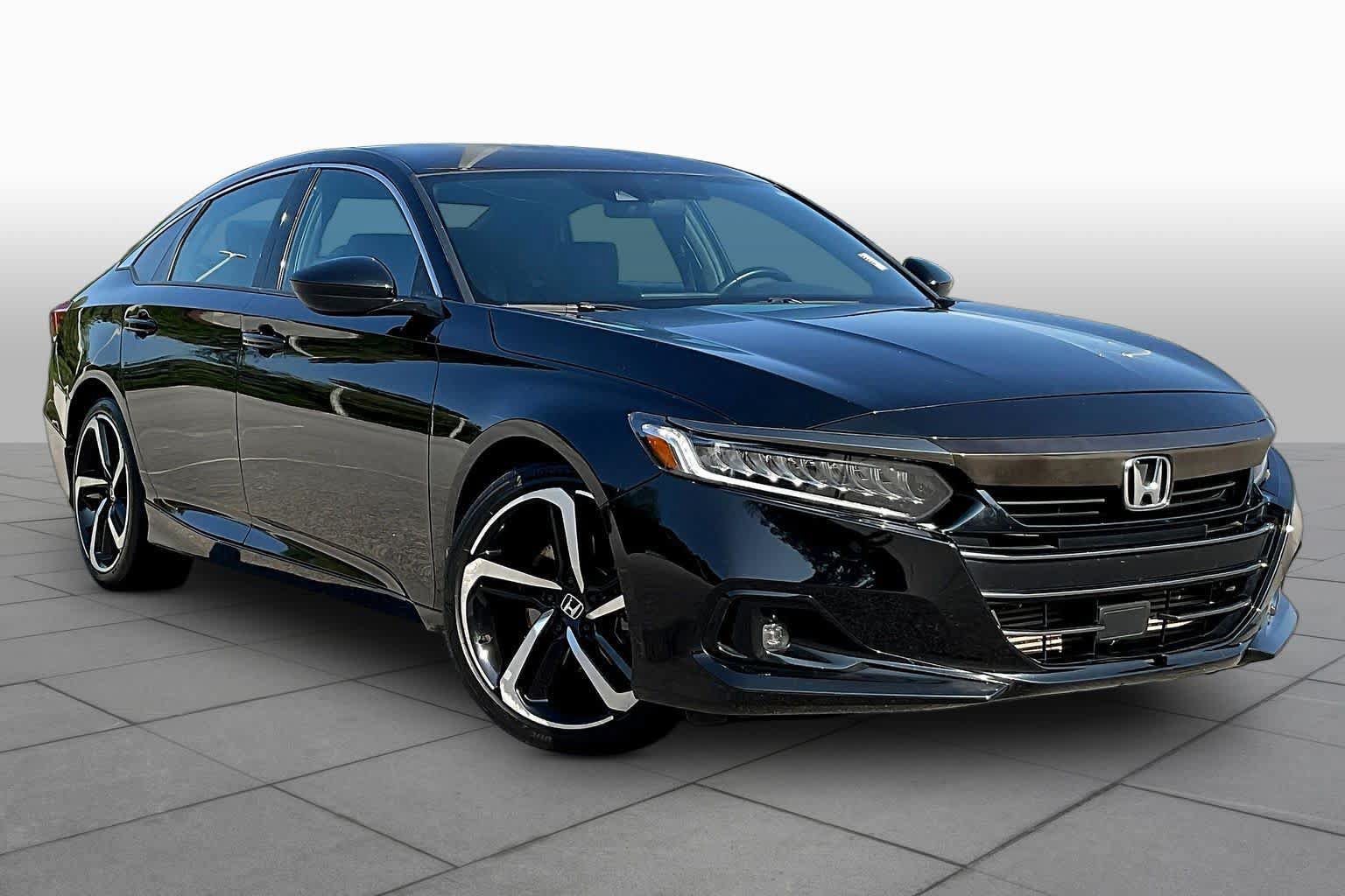 Used 2022 Honda Accord Sport image 3