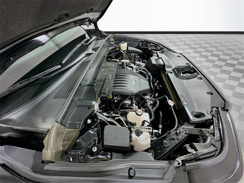 Used 2024 Toyota Grand Highlander Limited image 17