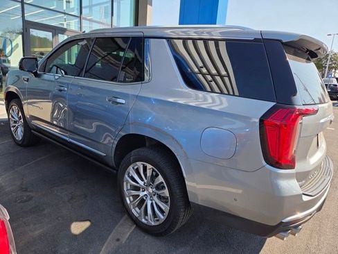 Used 2024 GMC Yukon Denali w/ Advanced Technology Package AWD/4WD image 6