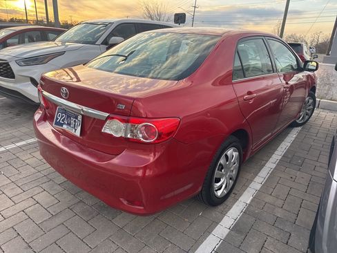 Used 2013 Toyota Corolla LE image 3