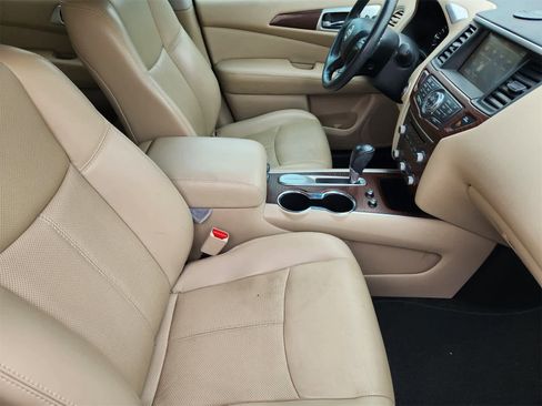 Used 2017 Nissan Pathfinder Platinum w/ Cargo Package image 14