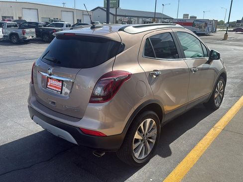 Used 2019 Buick Encore Preferred AWD/4WD image 5