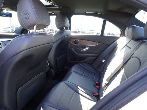 Used 2019 Mercedes-Benz C 300 4MATIC Sedan image 17