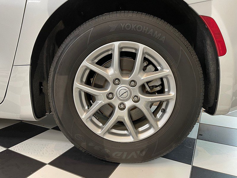 Used 2026 Chrysler Pacifica Select FWD image 7