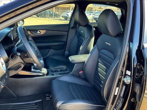 Certified 2024 Kia Forte GT-Line w/ GT-Line Premium Package image 11