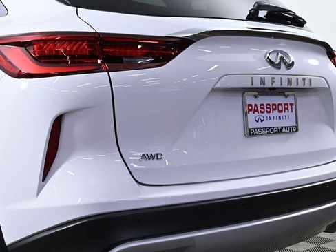 Certified 2025 INFINITI QX50 Pure image 8