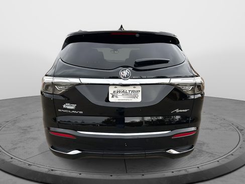 Certified 2023 Buick Enclave Avenir w/ Avenir Technology Package image 7