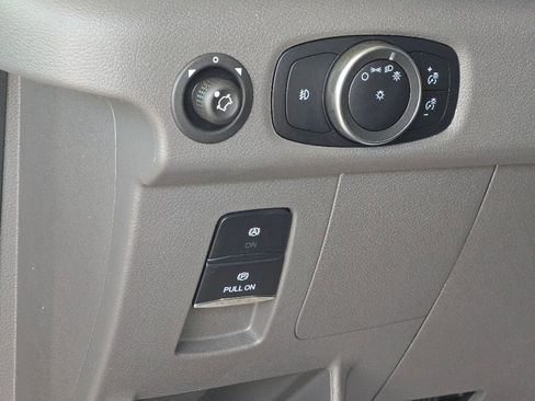 New 2025 Ford Transit 250 148 Medium Roof w/ HVAC Trade Package image 7