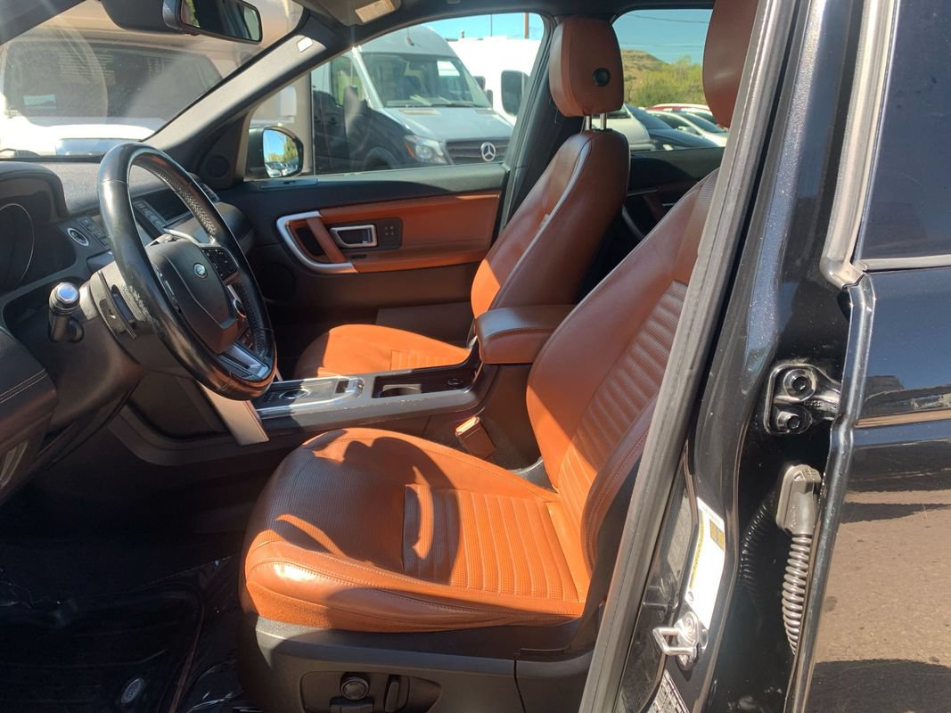 Used 2017 Land Rover Discovery Sport HSE Luxury AWD/4WD image 11