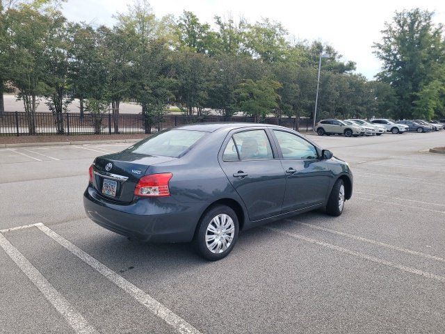 Used 2010 Toyota Yaris Sedan w/ Convenience Pkg FWD image 7