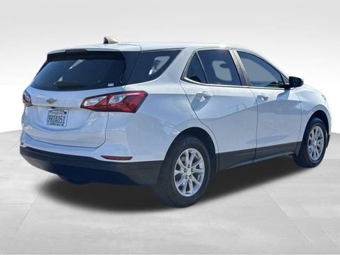 Used 2020 Chevrolet Equinox LS image 5