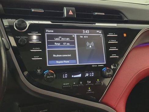 Used 2020 Toyota Camry XSE FWD image 29