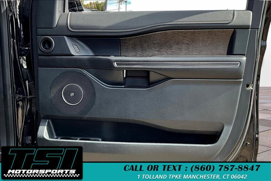 Used 2019 Ford Expedition Limited AWD/4WD image 24