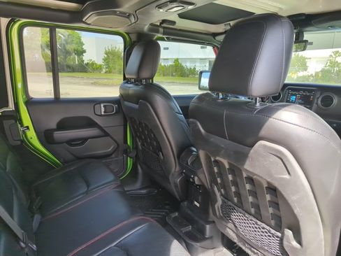 Used 2018 Jeep Wrangler Unlimited Rubicon AWD/4WD image 21