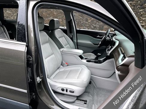 Used 2019 GMC Acadia SLT FWD image 7