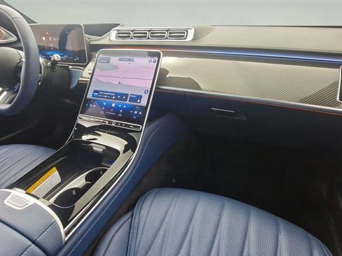 Used 2025 Mercedes-Benz S 63 AMG S image 34