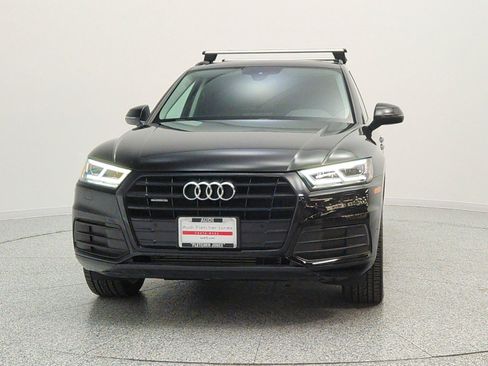 Used 2020 Audi Q5 2.0T Premium Plus w/ Premium Plus Package AWD/4WD image 2