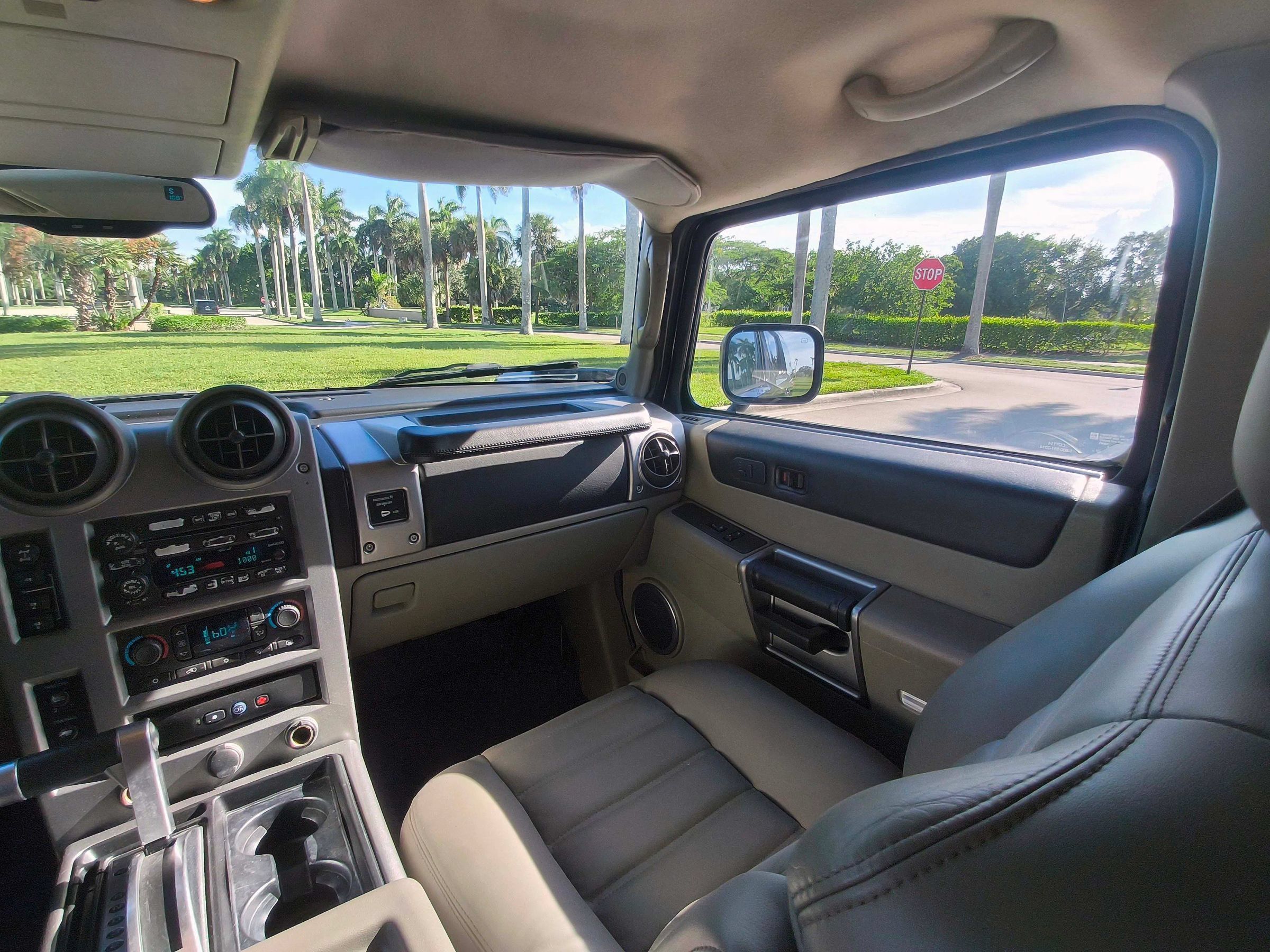 Used 2003 HUMMER H2 w/ Preferred Equipment Group AWD/4WD image 21