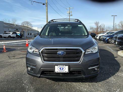 Used 2022 Subaru Ascent Limited image 8