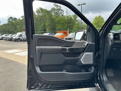 Used 2022 Ford F150 Platinum image 24