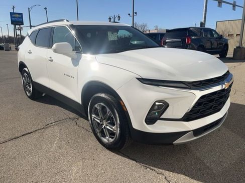 New 2026 Chevrolet Blazer LT w/ Convenience Package FWD image 7