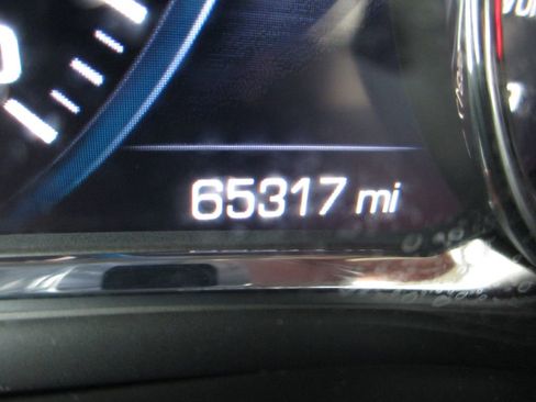 Used 2019 GMC Acadia Denali image 31