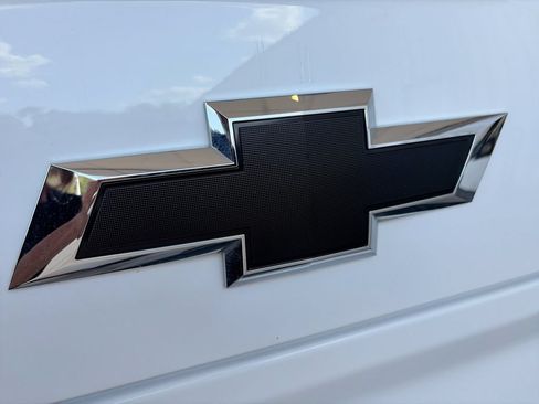Used 2024 Chevrolet Silverado 1500 Custom Trail Boss w/ LPO, Dark Essentials Package AWD/4WD image 33