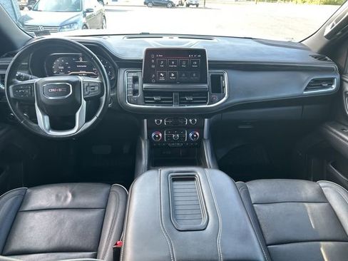 Used 2023 GMC Yukon SLT image 45