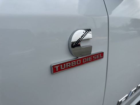 Used 2024 RAM 2500 Laramie AWD/4WD image 37