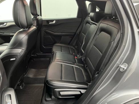 Certified 2022 Ford Escape SEL image 29