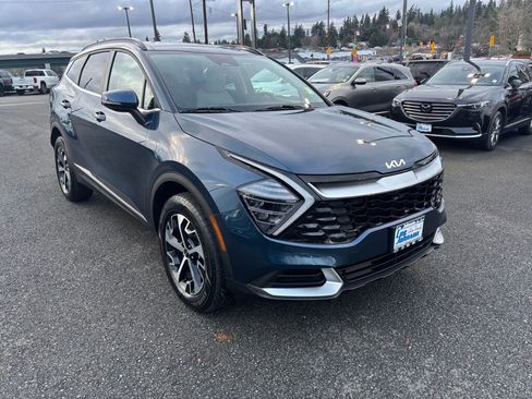 Certified 2024 Kia Sportage EX w/ EX Premium Package image 3