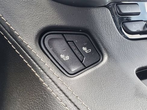Used 2019 Chevrolet Tahoe LT AWD/4WD image 21
