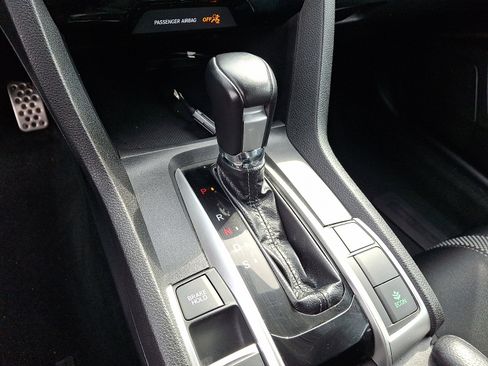 Used 2019 Honda Civic Sport image 22